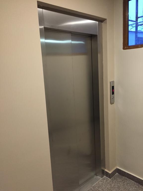 Primer Hotel Yerevan Luaran gambar