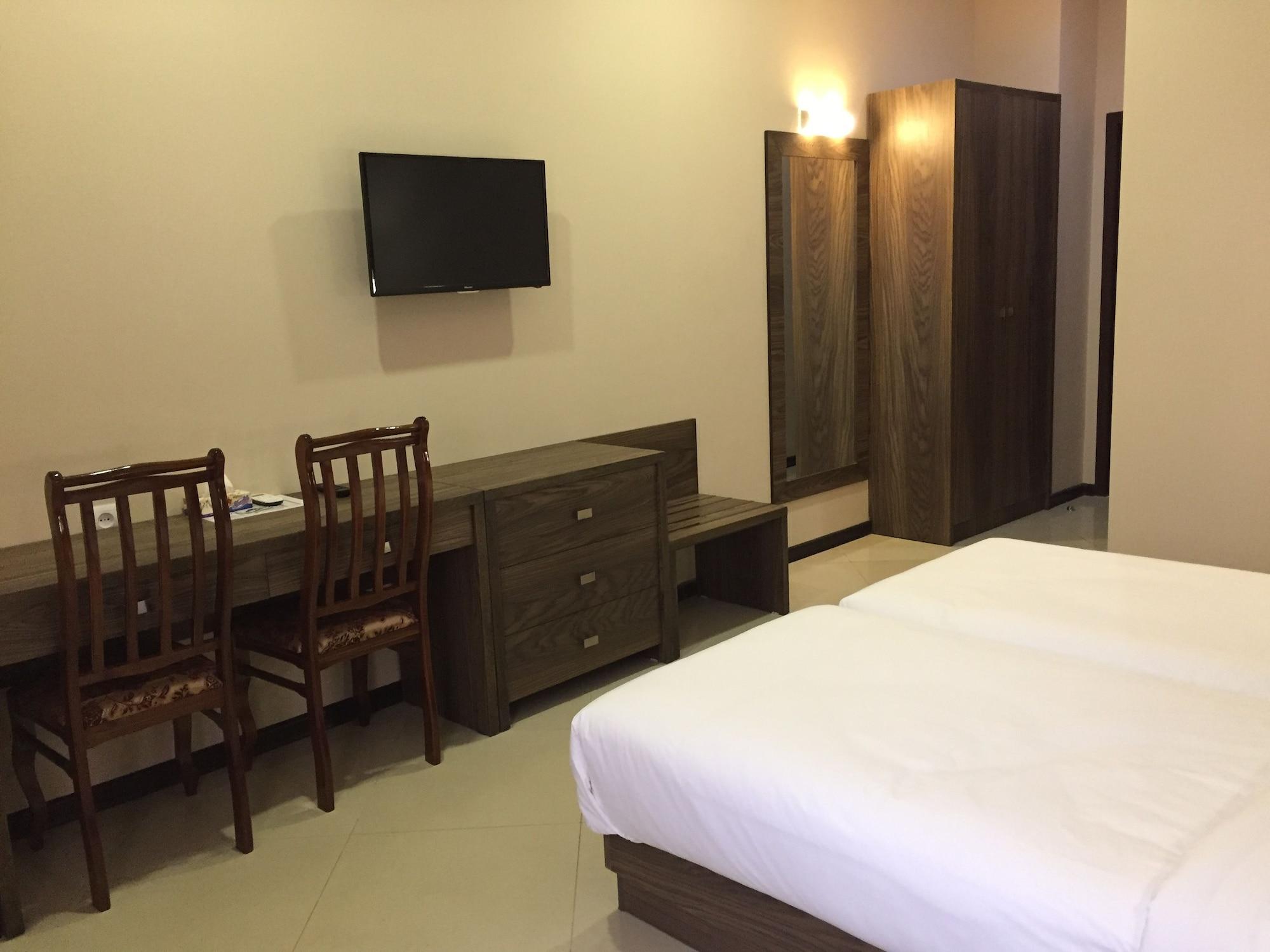 Primer Hotel Yerevan Luaran gambar