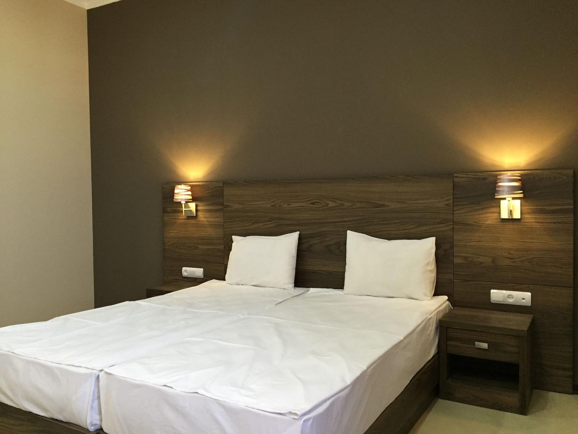 Primer Hotel Yerevan Luaran gambar