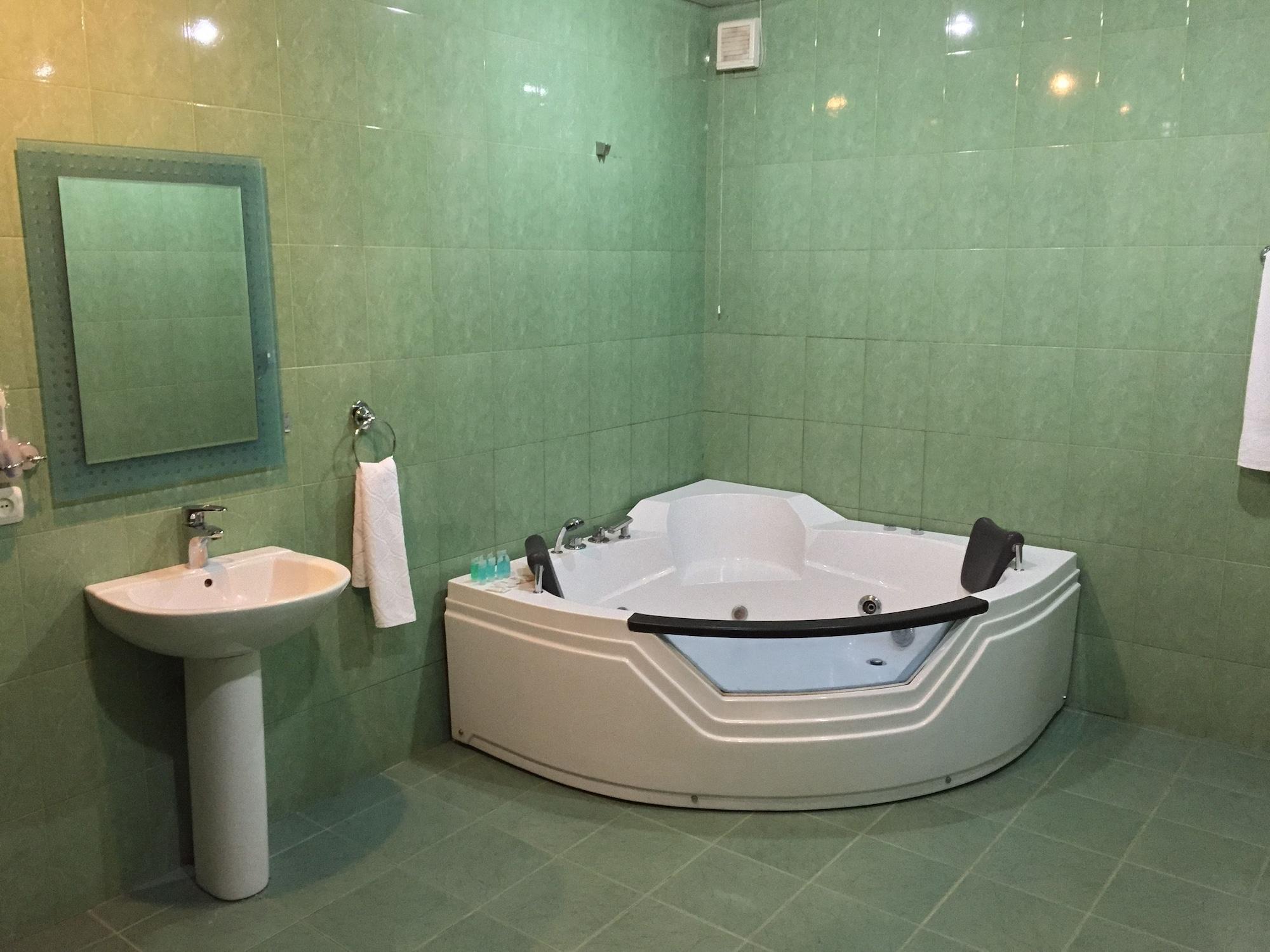Primer Hotel Yerevan Luaran gambar