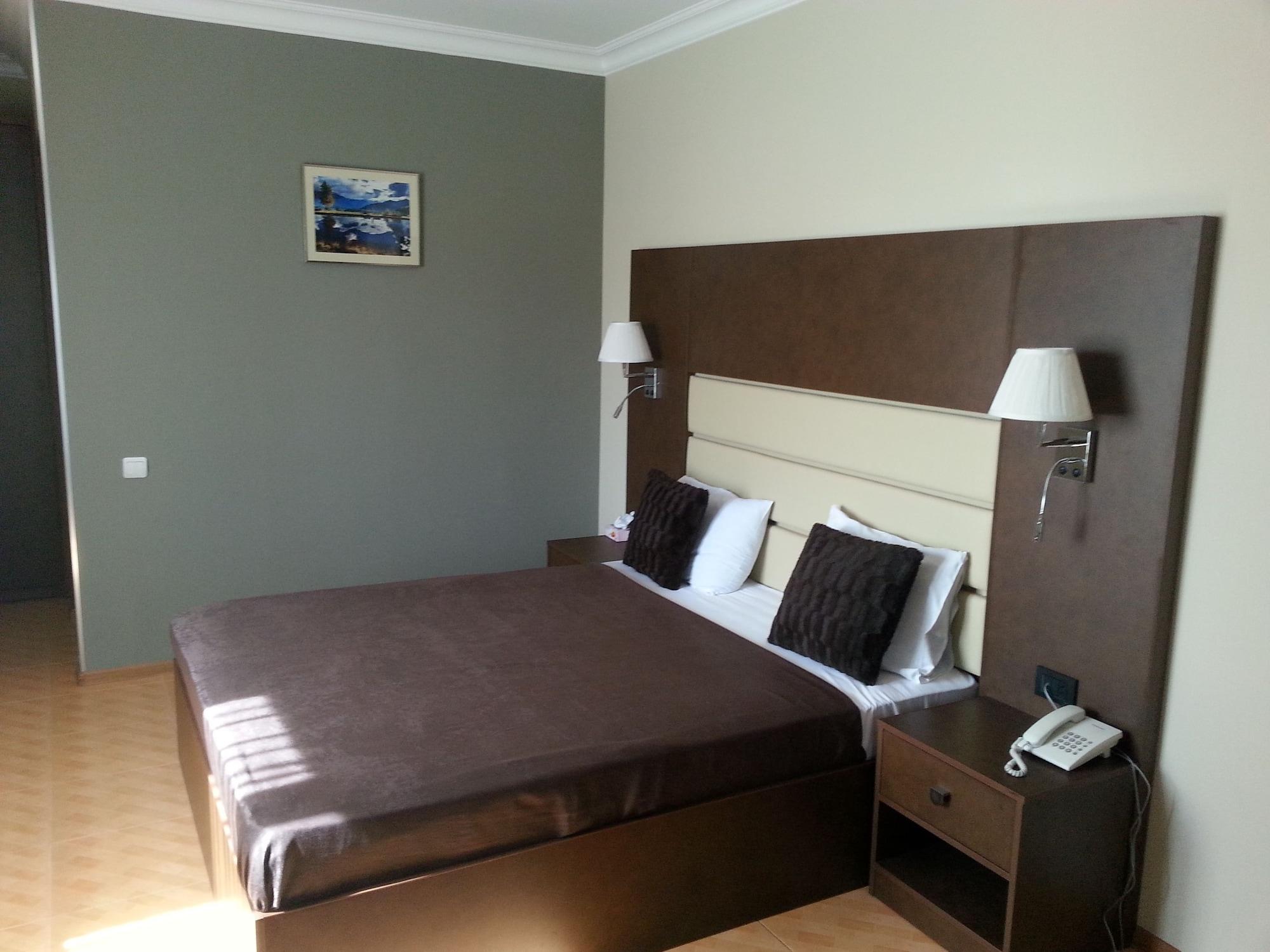 Primer Hotel Yerevan Luaran gambar