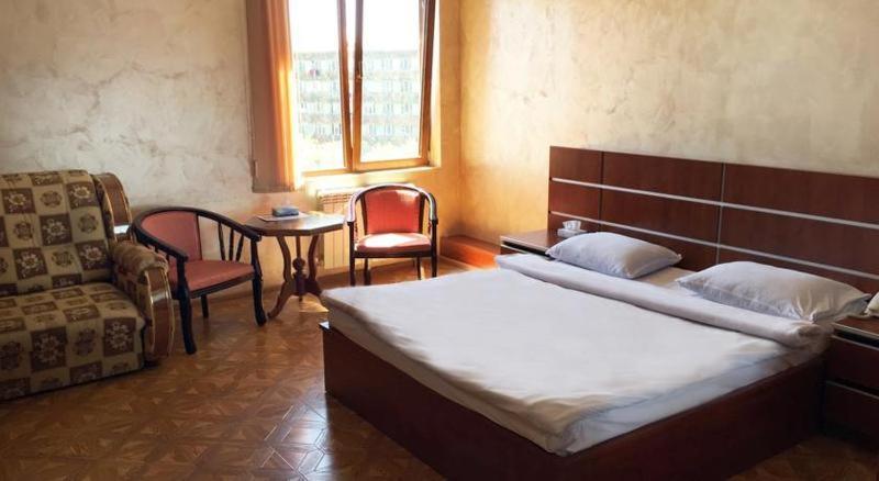 Primer Hotel Yerevan Bilik gambar