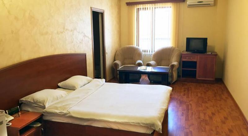 Primer Hotel Yerevan Bilik gambar
