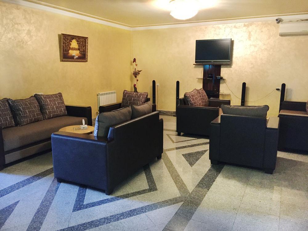 Primer Hotel Yerevan Luaran gambar
