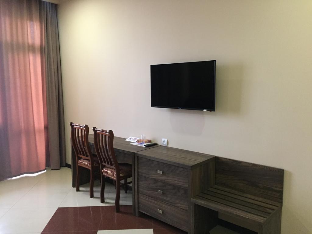 Primer Hotel Yerevan Luaran gambar