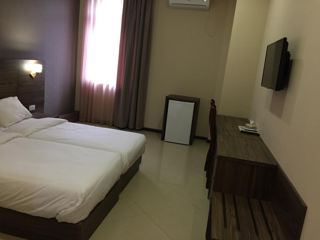 Primer Hotel Yerevan Luaran gambar