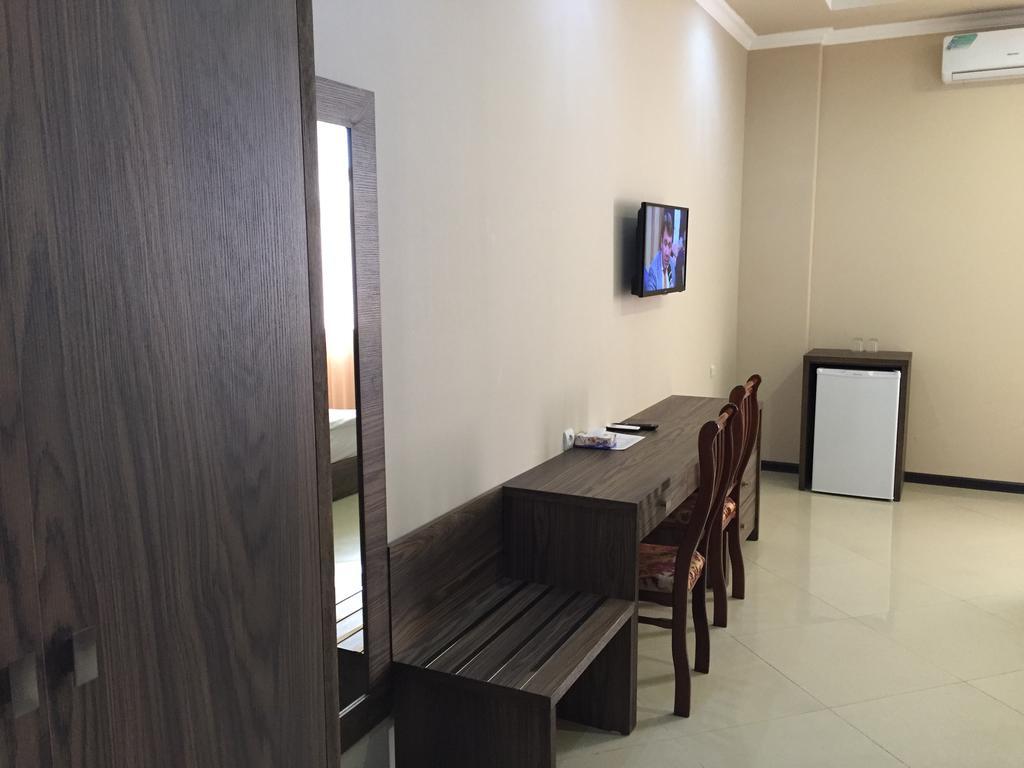 Primer Hotel Yerevan Luaran gambar