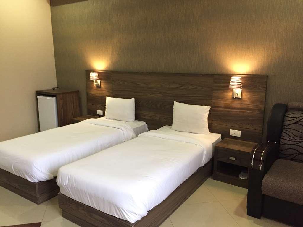 Primer Hotel Yerevan Bilik gambar